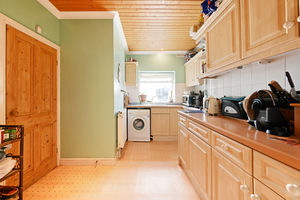 439 Sandygate Road Sandygate